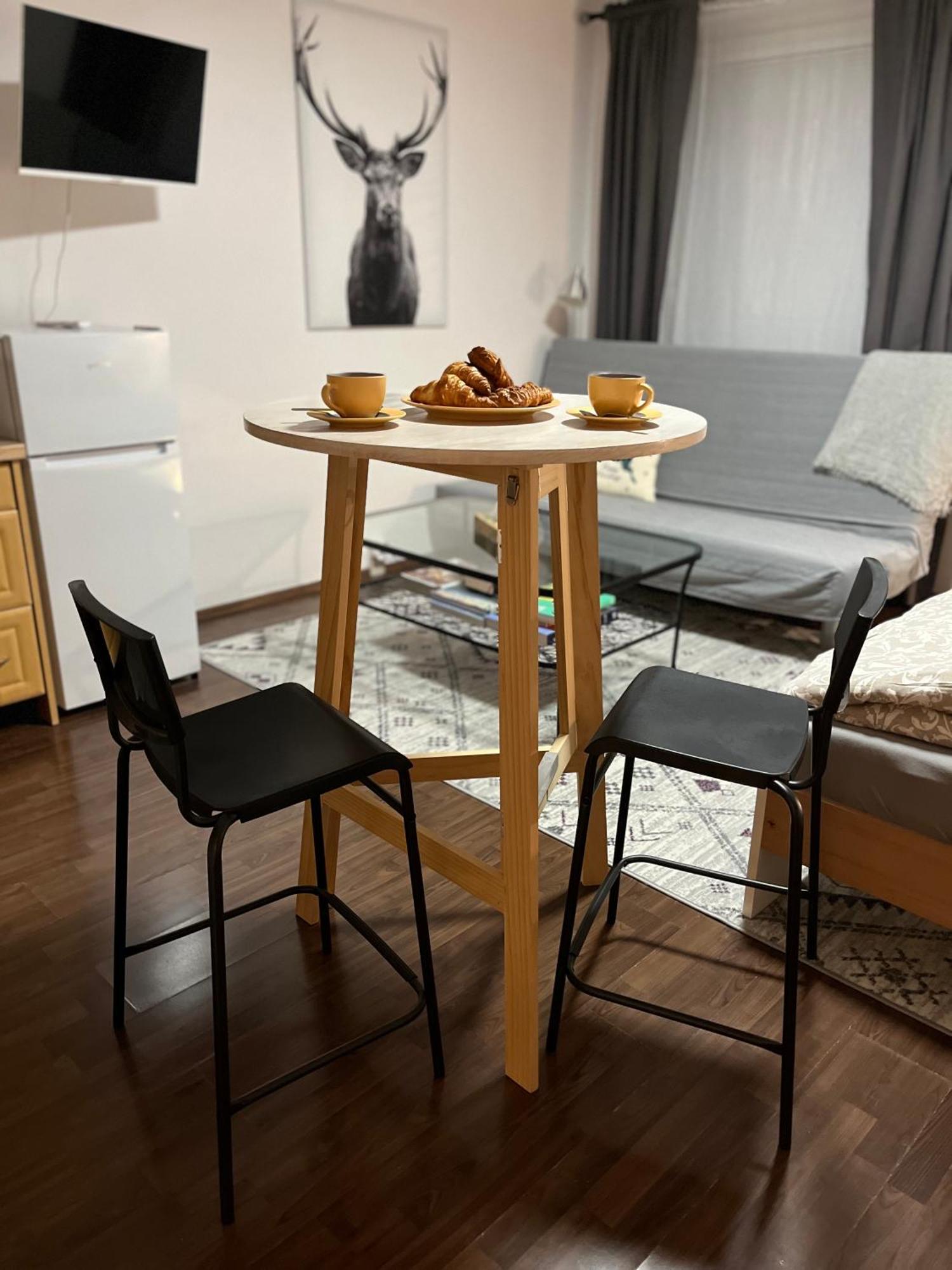 No. 1 Apartment *